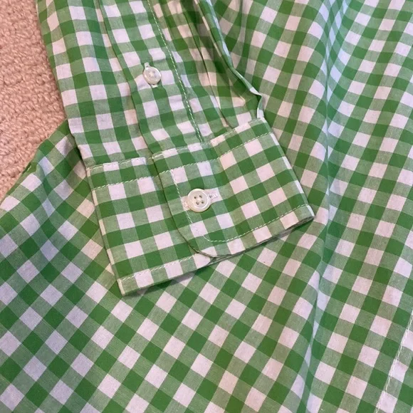 Gap boys green button down - Picture 2 of 7